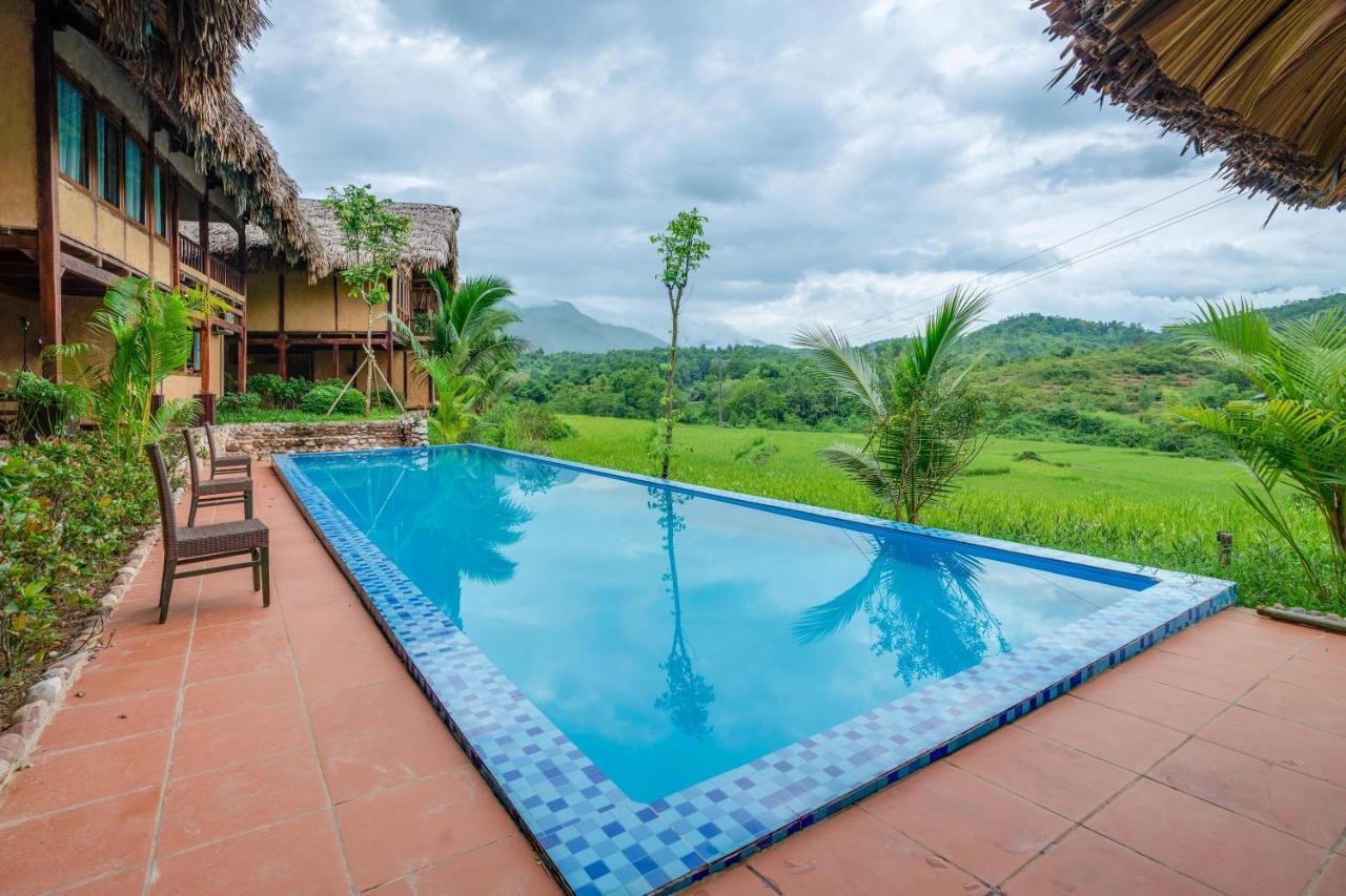 Mai Chau Onsen Retreat Hotel Exterior photo