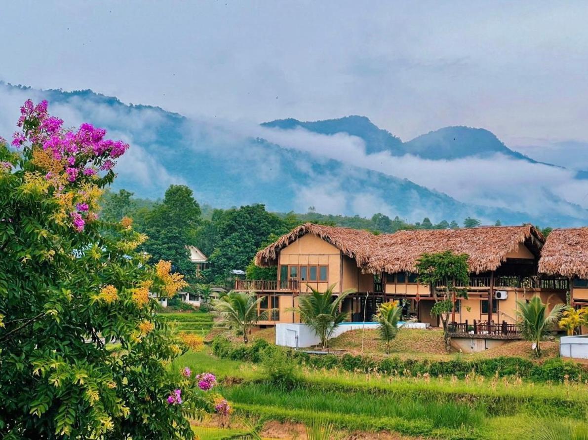 Mai Chau Onsen Retreat Hotel Exterior photo