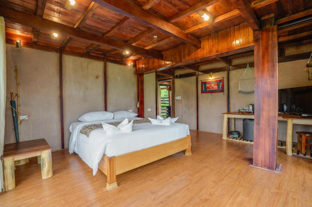 Mai Chau Onsen Retreat Hotel Exterior photo