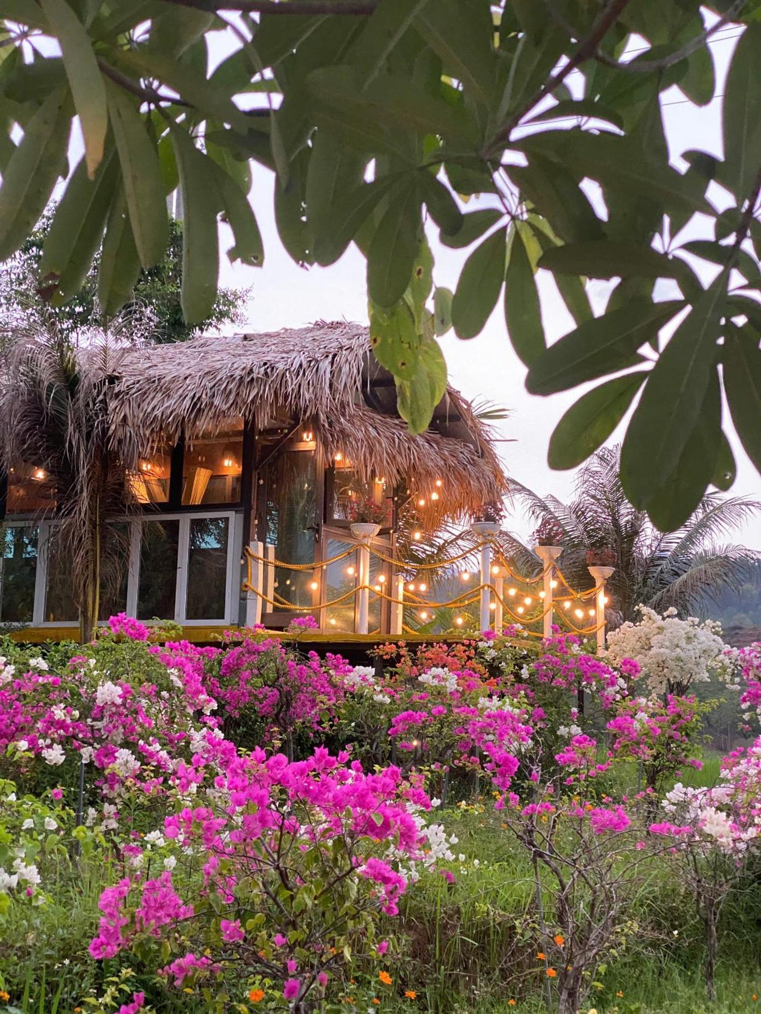 Mai Chau Onsen Retreat Hotel Exterior photo